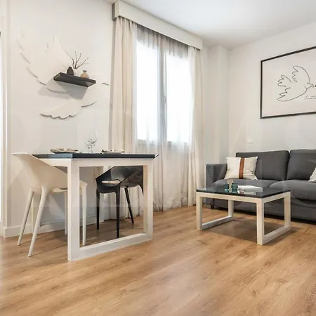 Lejlighed Inviting Duplex In Front Of Picasso Museum By Rems